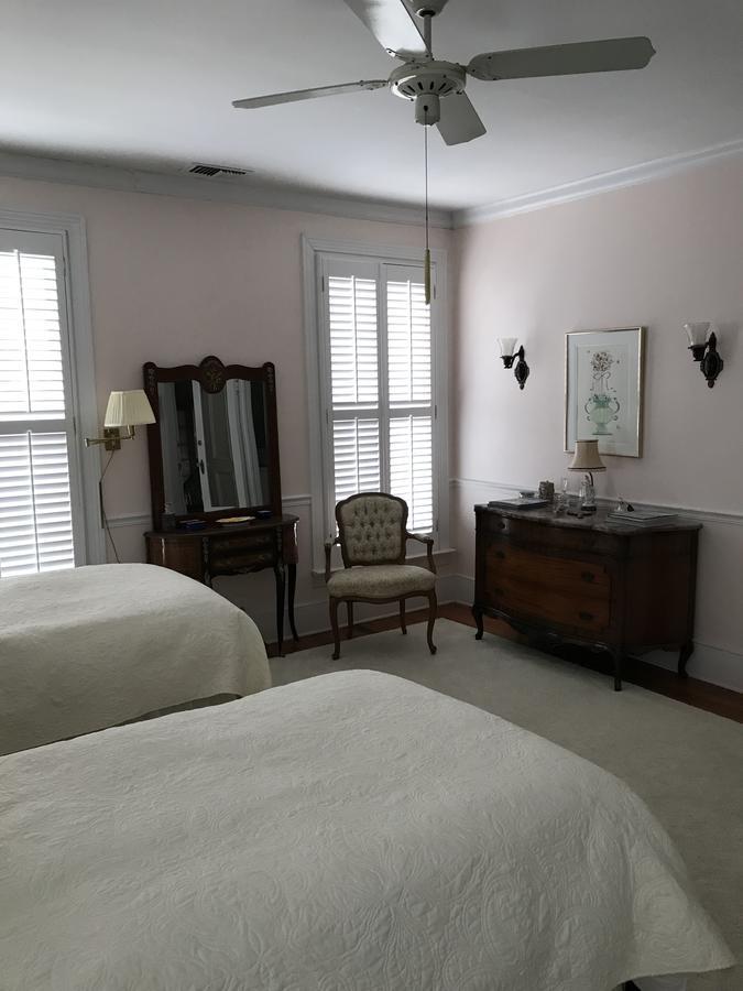 Springwood Inn Anniston Phòng bức ảnh